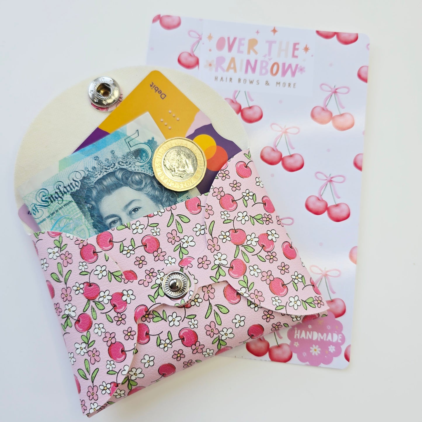 Purse Cherries