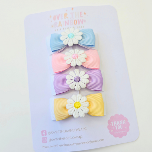 Daisy Bow Clip